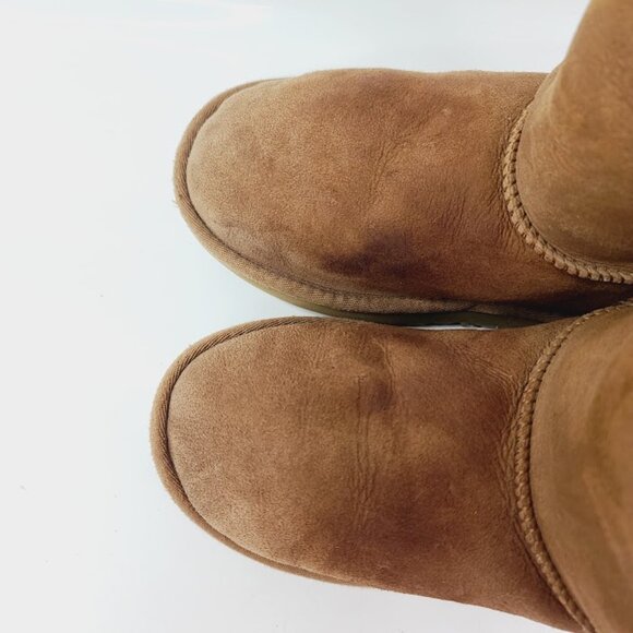 UGG Girl's Tan Bailey Button Triplet 1962 Sheepskin Fur Mid-Calf Snow Boot Sz 4 - Picture 3 of 7